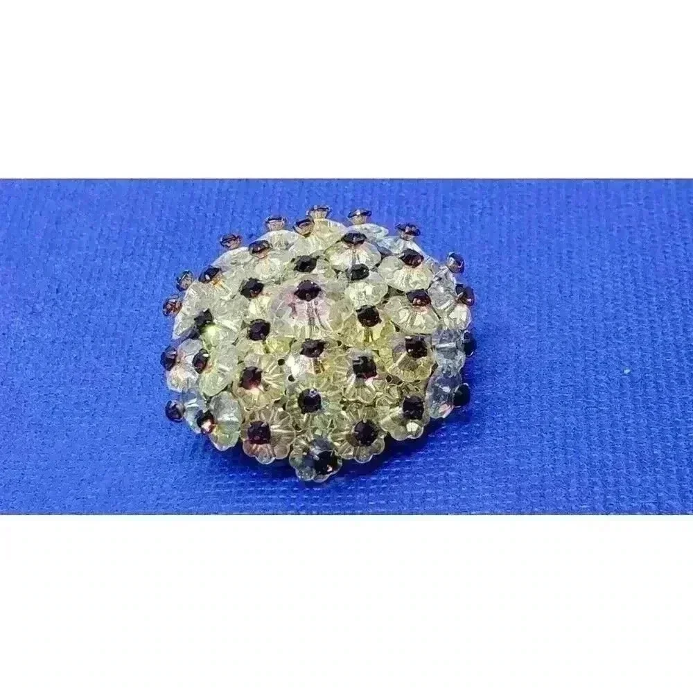Vintage Brooch Marguerite Rivoli Crystal Flower With Rhinestone Head Pins